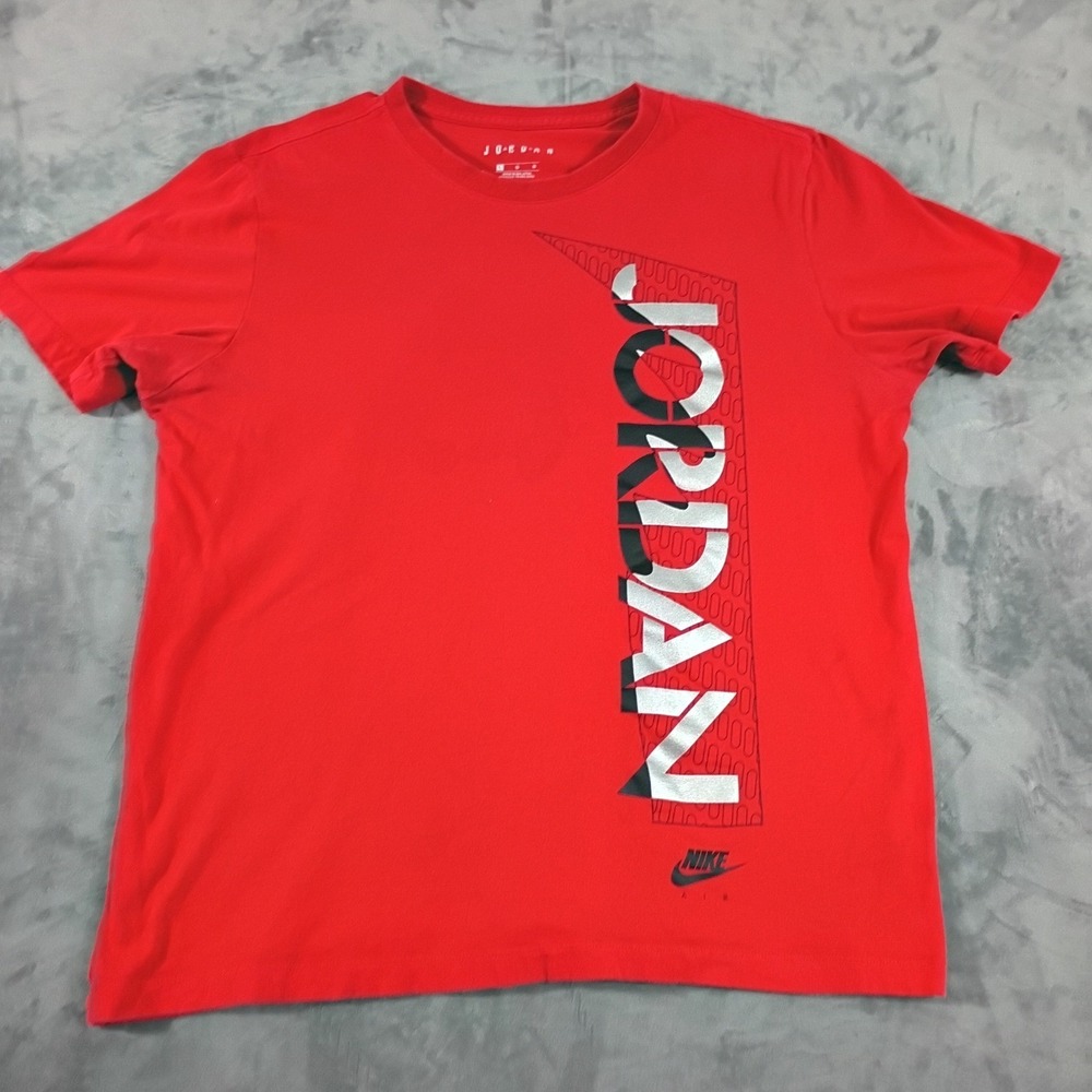 Jordan Nike Air Mens T-Shirt Large Red Silver Black Graphic Short Sleeve Tee